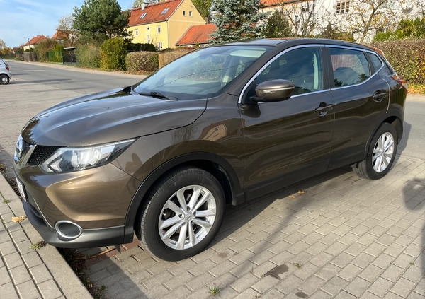 Nissan Qashqai cena 48800 przebieg: 102112, rok produkcji 2014 z Kętrzyn małe 704